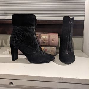 Anne Klein Black heeled boots Size 9